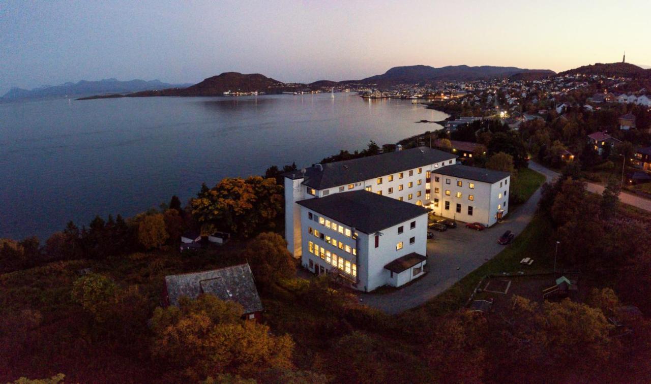 هارستاد Trondenes Sommerhostel المظهر الخارجي الصورة